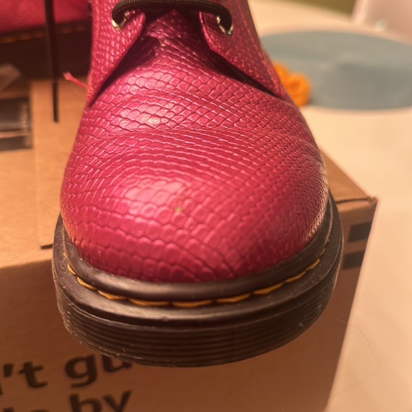 Pink Docs - Picture 2 of 10